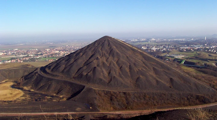 photo d’un terril près de Loos-en-Gohelle