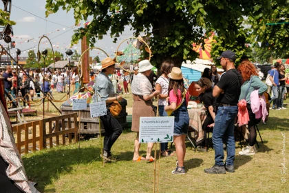 photo du public sur le parcours Balade du vivant