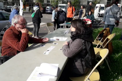 photo du stand Chronolocal lors des Journées de la Terre au Sanitas